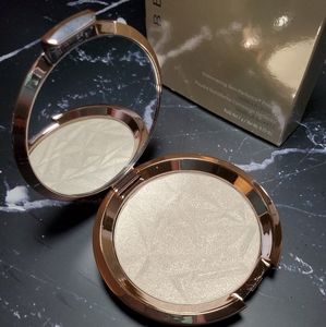 Becca Vanilla Quartz Highlighter